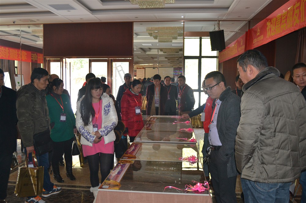 瓷砖经销商伴侣鉴赏217永信贵宾会瓷砖金刚釉II代产品