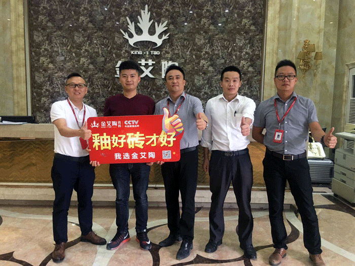 听说217永信贵宾会有酒有故事，看官们，约么？