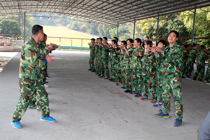 2017年2月13-15日，217永信贵宾会“虎狼路”户表拓展训练圆满实现
